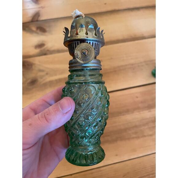 Set of 2 Vintage Small Green Glass Oil Lamps. MCM? Farmhouse Decor. 6" - Picture 4 of 6